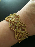 18K YELLOW GOLD 6.77 CT. "VS" DIAMOND "F-G" HIGH-END SCALLOPED BANGLE BRACELET